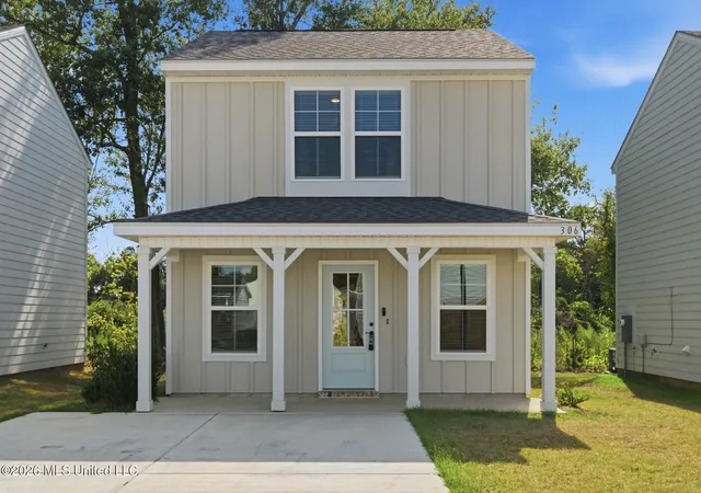 Photo 1 of Single family home for sale at 306 Meadows Ln, Gulfport, MS 39507 | MLS# 4159915 | Listing updated on 2026-08-20