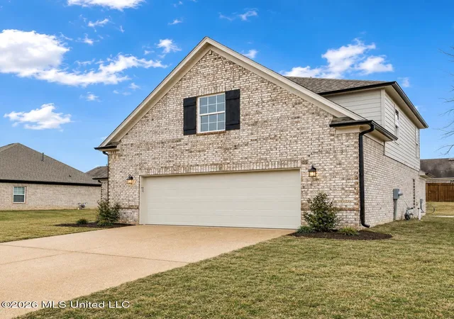 Photo 3 of Single family home for sale at 2113 Metcalf Way, Southaven, MS 38672 | MLS# 4159940 | Listing updated on 2026-09-09