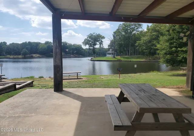 Photo 56 of Sale Pending at 4019 Victoria Dr, Nesbit, MS 38651 | MLS# 4160069 | Listing updated on 2026-10-02