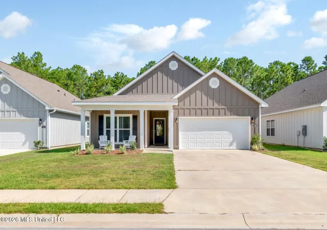 Photo 1 of Single family home for sale at 7808 Coral Ln, Ocean Springs, MS 39564 | MLS# 4160291 | Listing updated on 2026-09-13