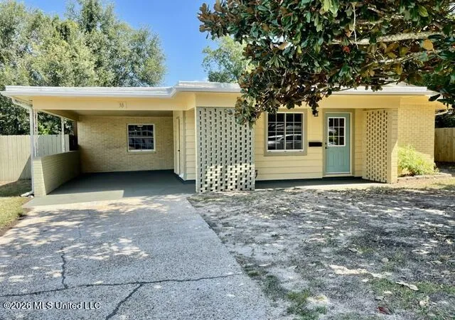 Photo 1 of Single family home for sale at 38 31st St, Gulfport, MS 39507 | MLS# 4159966 | Listing updated on 2026-08-21