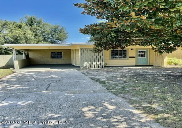 Photo 3 of Single family home for sale at 38 31st St, Gulfport, MS 39507 | MLS# 4159966 | Listing updated on 2026-08-21