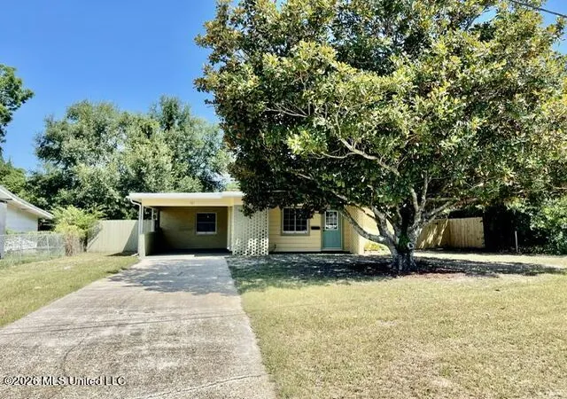 Photo 3 of Single family home for sale at 38 31St St, Gulfport, MS 39507 | MLS# 4159966 | Listing updated on 2026-09-30