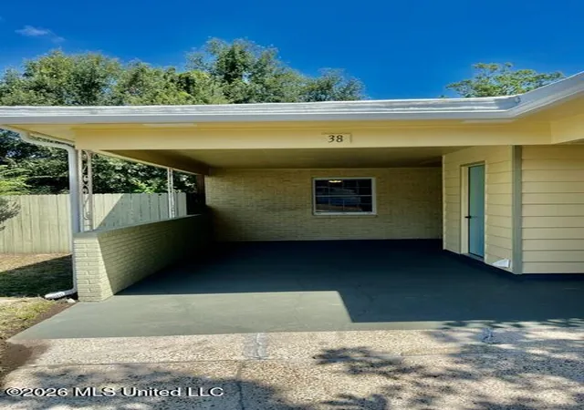 Photo 4 of Single family home for sale at 38 31St St, Gulfport, MS 39507 | MLS# 4159966 | Listing updated on 2026-09-30