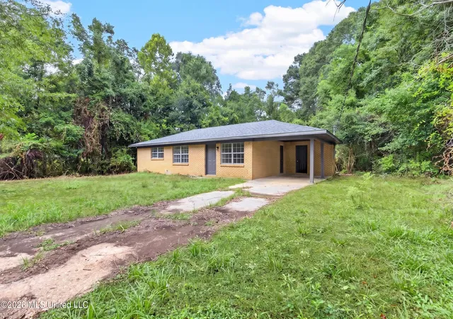 Photo 3 of Single family home for sale at 804 Camp Ave, Lumberton, MS 39455 | MLS# 4159963 | Listing updated on 2026-09-10