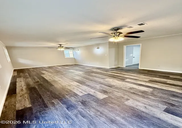 Photo 3 of Sale Pending at 510 Plainview Cir, Richland, MS 39218 | MLS# 4159965 | Listing updated on 2026-08-23