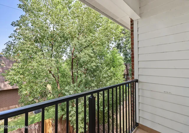 Photo 3 of Condo for sale at 211 Armand Oaks, Ocean Springs, MS 39564 | MLS# 4159985 | Listing updated on 2026-09-30