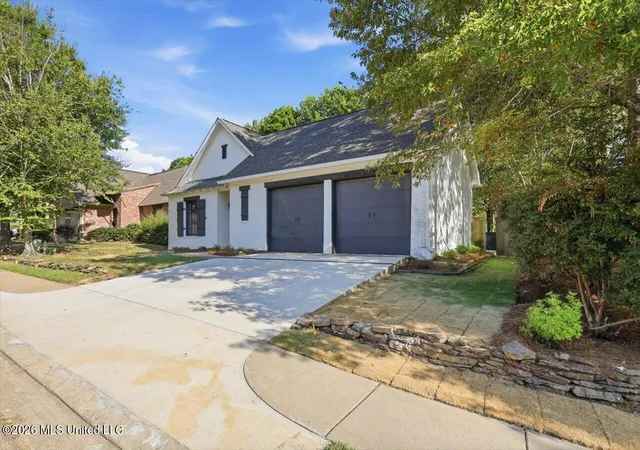 Photo 2 of Single family home for sale at 120 Hampton Chase, Madison, MS 39110 | MLS# 4160123 | Listing updated on 2026-09-09
