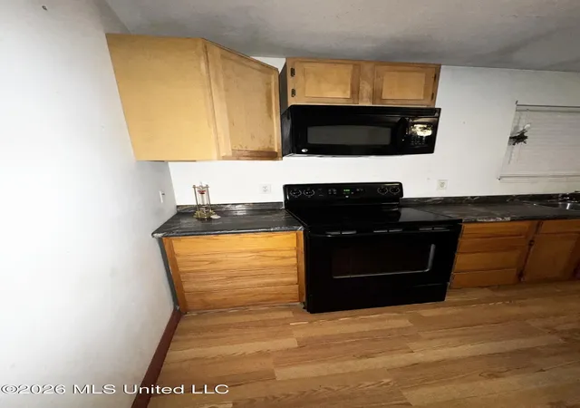 Photo 4 of Sale Pending at 16403 Omar Blvd, Biloxi, MS 39532 | MLS# 4160092 | Listing updated on 2026-09-01