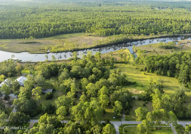 Photo 2 of Land for sale at 8908 Dixie St, Ocean Springs, MS 39564 | MLS# 4159991 | Listing updated on 2026-08-21