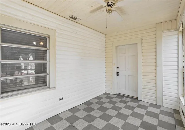 Photo 4 of Single family home for sale at 404 Dubose St, Ellisville, MS 39437 | MLS# 4160087 | Listing updated on 2026-10-15