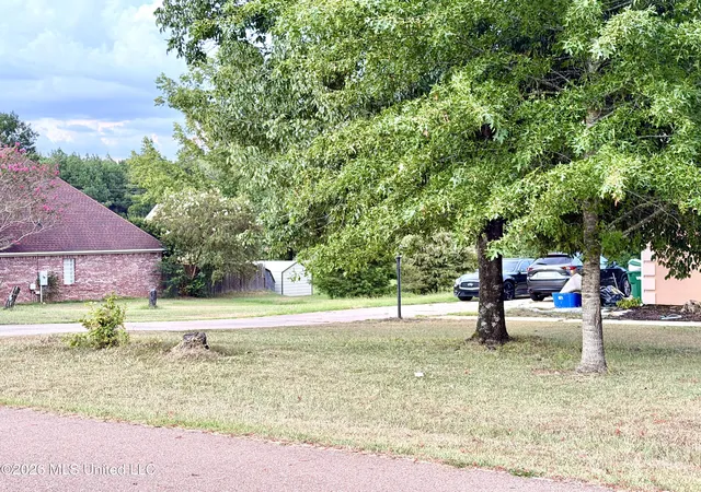 Photo 3 of Single family home for sale at 6165 Kay Brook Dr, Byram, MS 39272 | MLS# 4160096 | Listing updated on 2026-08-24