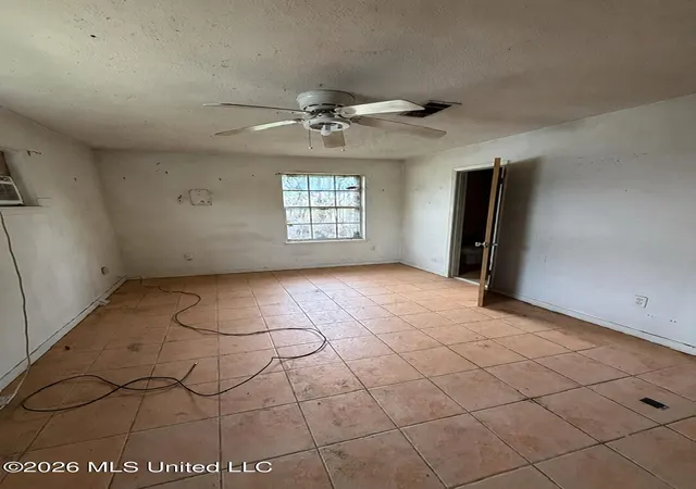Photo 3 of Single family home for sale at 3850 John F Kennedy Blvd, Jackson, MS 39213 | MLS# 4160075 | Listing updated on 2026-10-23