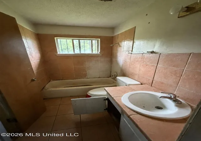 Photo 4 of Single family home for sale at 3850 John F Kennedy Blvd, Jackson, MS 39213 | MLS# 4160075 | Listing updated on 2026-10-23