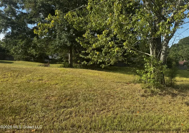 Photo 1 of Land for sale at Lot 7 Briar Creek Circle, Laurel, MS 39440 | MLS# 4160097 | Listing updated on 2026-08-22