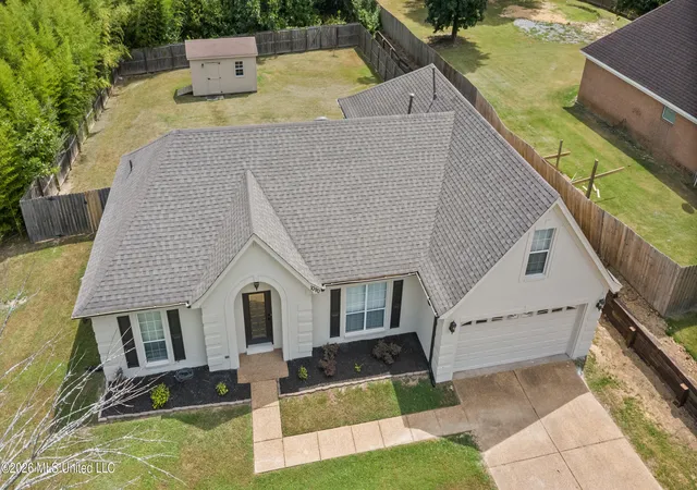 Photo 1 of Single family home for sale at 1090 Fawn Dr, Hernando, MS 38632 | MLS# 4160107 | Listing updated on 2026-09-06