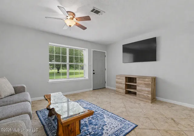 Photo 3 of Single family home for sale at 1537 S 10Th St, Ocean Springs, MS 39564 | MLS# 4160111 | Listing updated on 2026-09-15