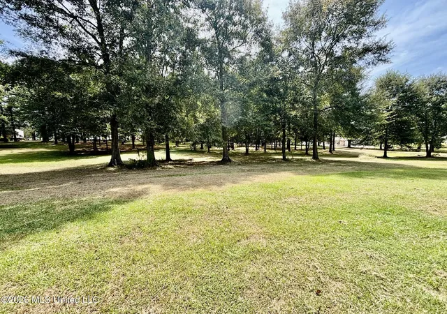 Photo 2 of Single family home for sale at 1014 Diane Cir, Summit, MS 39666 | MLS# 4160167 | Listing updated on 2026-09-10