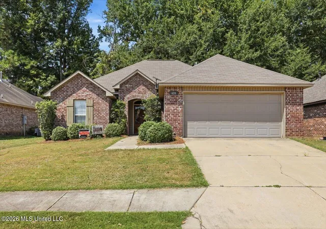 Photo 1 of Single family home for sale at 624 Lexington Dr, Florence, MS 39073 | MLS# 4160109 | Listing updated on 2026-08-24