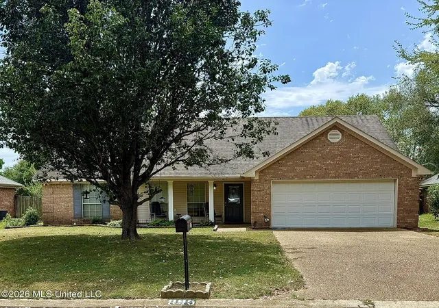 Photo 2 of Sale Pending at 895 Windward Dr, Richland, MS 39218 | MLS# 4160112 | Listing updated on 2026-09-01