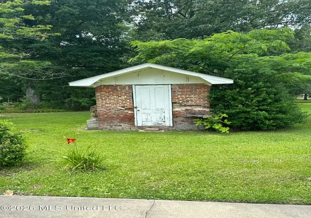 Photo 3 of Single family home for sale at 187 N Lexington St, Durant, MS 39063 | MLS# 4160116 | Listing updated on 2026-08-22