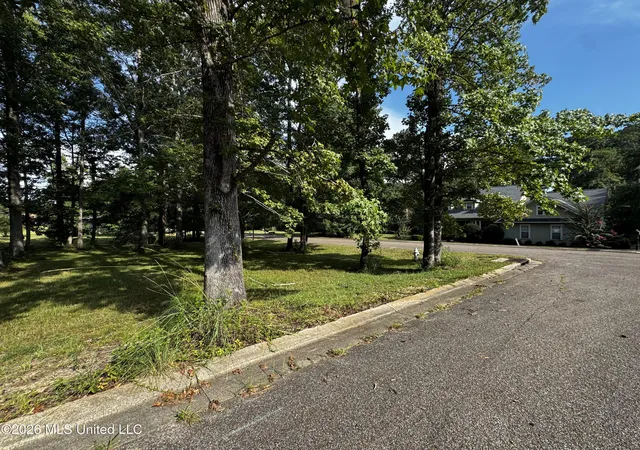 Photo 2 of Land for sale at Lot 25 Briar Creek Cir, Laurel, MS 39440 | MLS# 4160119 | Listing updated on 2026-08-22
