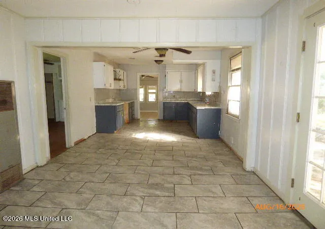 Photo 3 of Single family home for sale at 121 Catalpa Dr, Natchez, MS 39120 | MLS# 4160129 | Listing updated on 2026-10-01