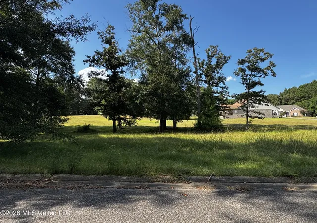 Photo 1 of Land for sale at Lot 32 Briar Creek Cir, Laurel, MS 39440 | MLS# 4160130 | Listing updated on 2026-08-22