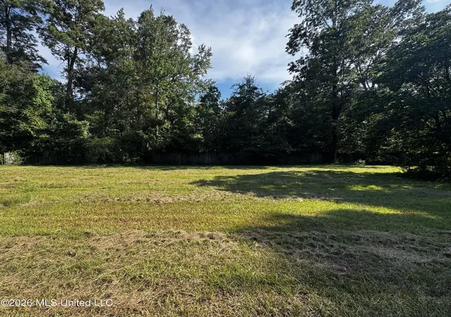 Photo 1 of Land for sale at Lot 33 Briar Creek Cir, Laurel, MS 39440 | MLS# 4160134 | Listing updated on 2026-08-22