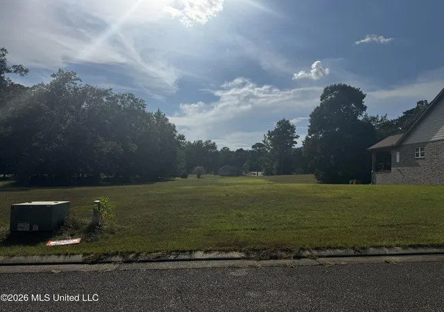 Photo 1 of Land for sale at Lot 37 Briar Creek Cir, Laurel, MS 39440 | MLS# 4160137 | Listing updated on 2026-08-22