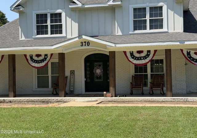 Photo 3 of Sale Pending at 370 Omega Dr, Columbus, MS 39702 | MLS# 4160148 | Listing updated on 2026-08-28