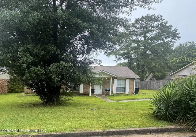 Photo 2 of Single family home for sale at 1520 Cedar Pine Dr, Jackson, MS 39212 | MLS# 4160244 | Listing updated on 2026-08-26