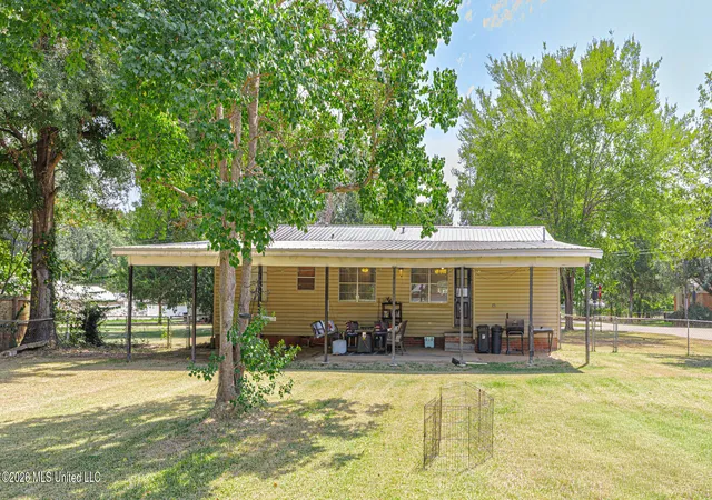 Photo 3 of Single family home for sale at 201 Donna Cir, Richland, MS 39218 | MLS# 4160284 | Listing updated on 2026-09-11