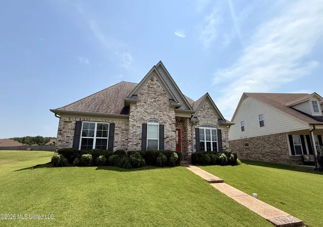 Photo 2 of Single family home for sale at 4928 Margarette Cir, Olive Branch, MS 38654 | MLS# 4160177 | Listing updated on 2026-09-21
