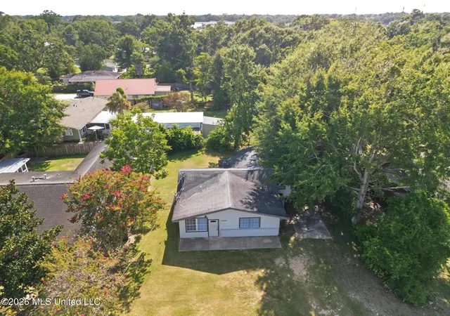 Photo 2 of Single family home for sale at 101 Park Row Ave, Long Beach, MS 39560 | MLS# 4160173 | Listing updated on 2026-09-06
