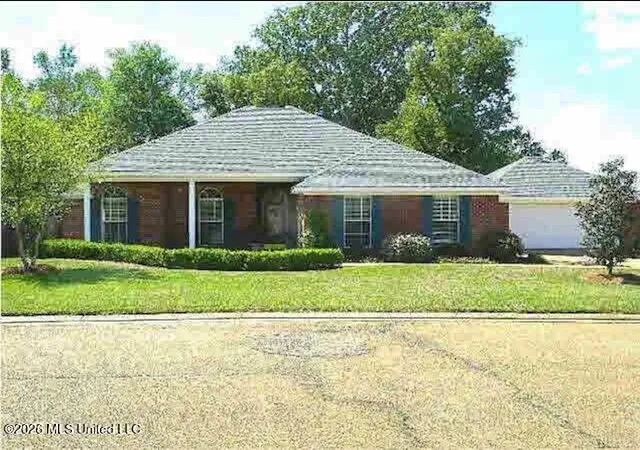Photo 1 of Single family home for sale at 943 Eagles Nest Dr, Byram, MS 39272 | MLS# 4160174 | Listing updated on 2026-08-23