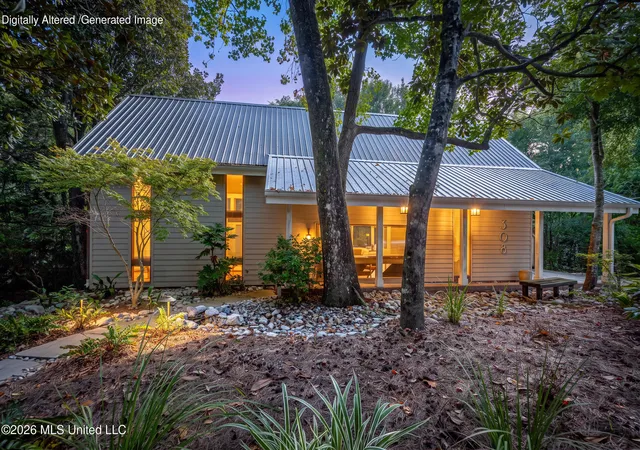 Photo 3 of Single family home for sale at 308 Lovers Ln, Ocean Springs, MS 39564 | MLS# 4160353 | Listing updated on 2026-09-02