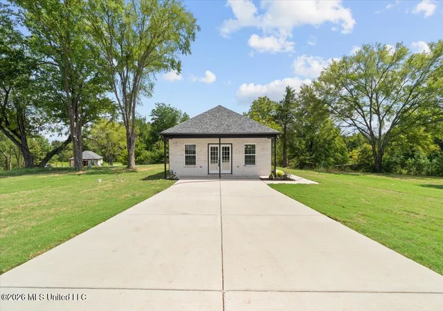 Photo 1 of Single family home for sale at 43 Mockingbird Rd, Byhalia, MS 38611 | MLS# 4160260 | Listing updated on 2026-08-24