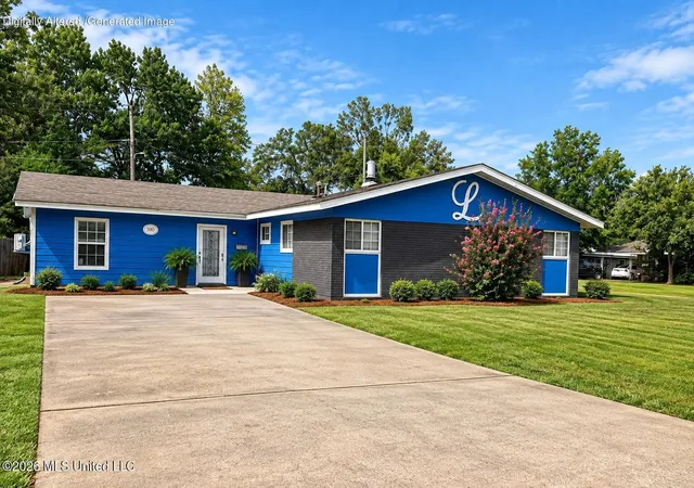 1st image of 1100 W Jefferson Ave, Greenwood, MS 38930 | MLS# 4160369