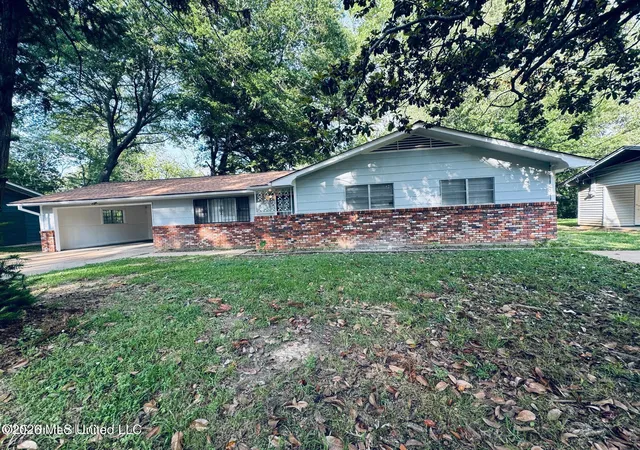 Photo 1 of Single family home for sale at 3144 Woodville Cir, Jackson, MS 39212 | MLS# 4160462 | Listing updated on 2026-08-26