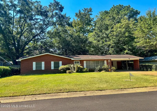 Photo 1 of Sale Pending at 1215 Deerfield Ln, Jackson, MS 39211 | MLS# 4160293 | Listing updated on 2026-08-26