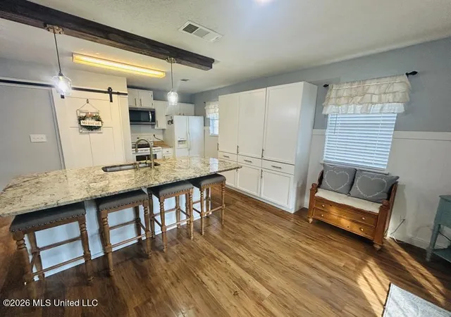 Photo 3 of Single family home for sale at 3225 Blue Wood Dr, Vancleave, MS 39565 | MLS# 4160201 | Listing updated on 2026-09-02