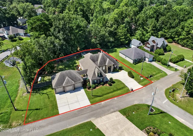 Photo 3 of Sale Pending at 643 Apelehama Rd, Diamondhead, MS 39525 | MLS# 4160209 | Listing updated on 2026-08-25