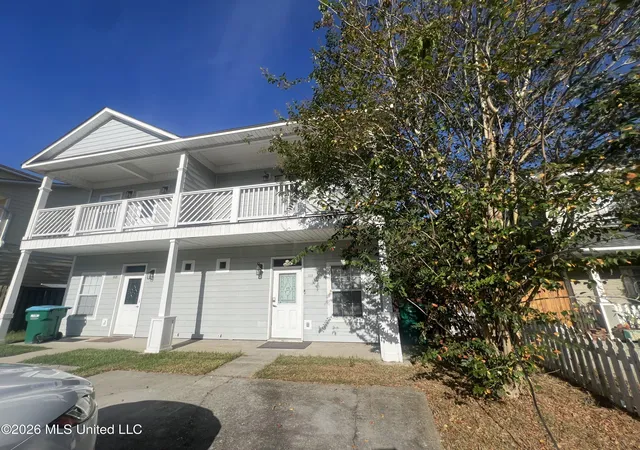Photo 2 of Single family home for sale at 1323 Foxwood Pl, Gulfport, MS 39507 | MLS# 4160237 | Listing updated on 2026-08-31
