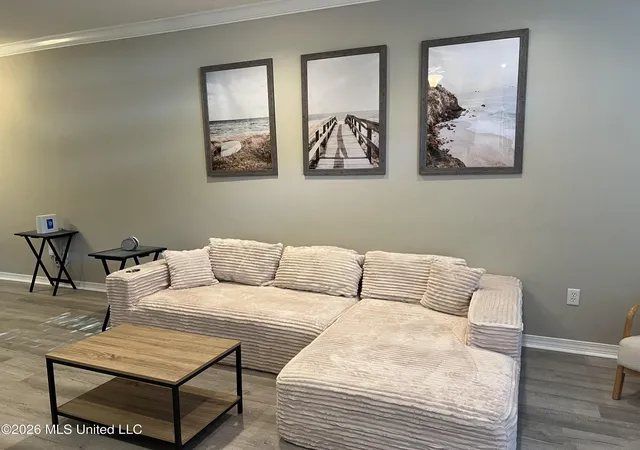 Photo 4 of Single family home for sale at 1323 Foxwood Pl, Gulfport, MS 39507 | MLS# 4160237 | Listing updated on 2026-08-31