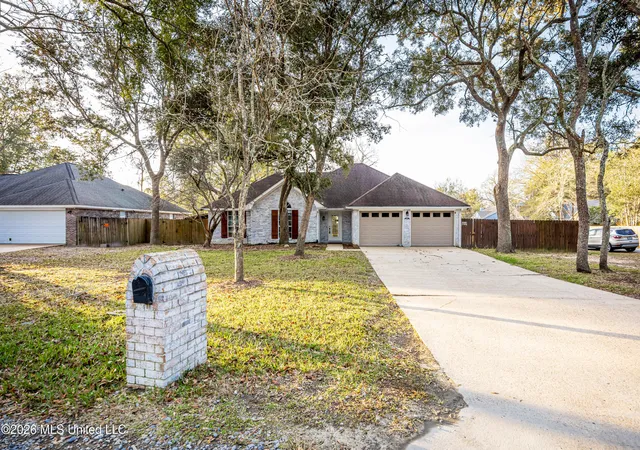 Photo 2 of Single family home for sale at 9229 Point Aux Chenes Rd, Ocean Springs, MS 39564 | MLS# 4160230 | Listing updated on 2026-09-14