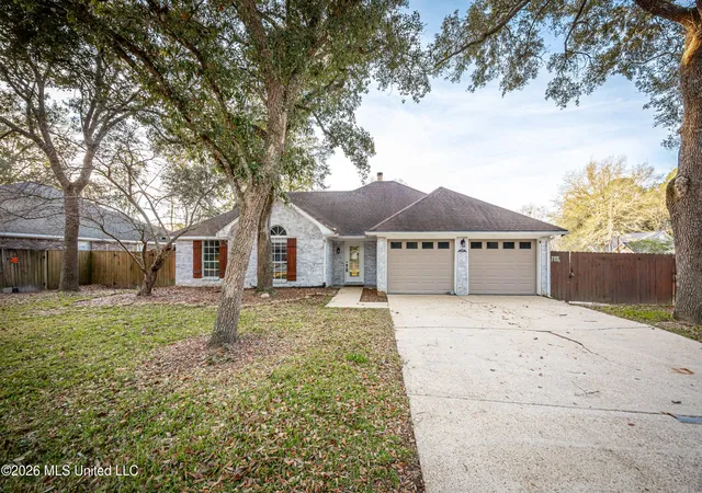 Photo 3 of Single family home for sale at 9229 Point Aux Chenes Rd, Ocean Springs, MS 39564 | MLS# 4160230 | Listing updated on 2026-09-14