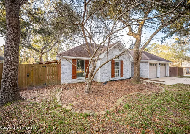 Photo 3 of Single family home for sale at 9229 Point Aux Chenes Rd, Ocean Springs, MS 39564 | MLS# 4160230 | Listing updated on 2026-09-25