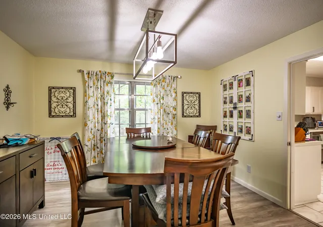 Photo 3 of Single family home for sale at 15622 Mississippi 35, Batesville, MS 38606 | MLS# 4160390 | Listing updated on 2026-10-05