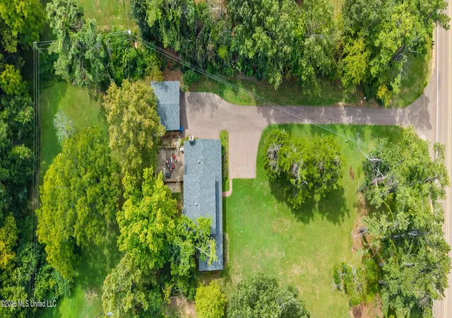 Photo 54 of Single family home for sale at 15622 Mississippi 35, Batesville, MS 38606 | MLS# 4160390 | Listing updated on 2026-08-27